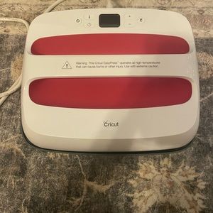 10x12 Cricut EasyPress 2